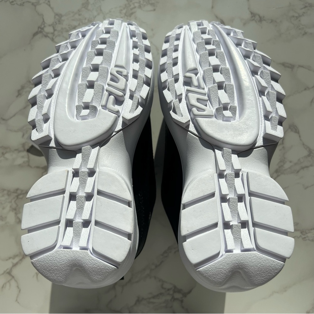 Women’s Fila Disruptor Platform Wedge 🖤 - Picture 13 of 13